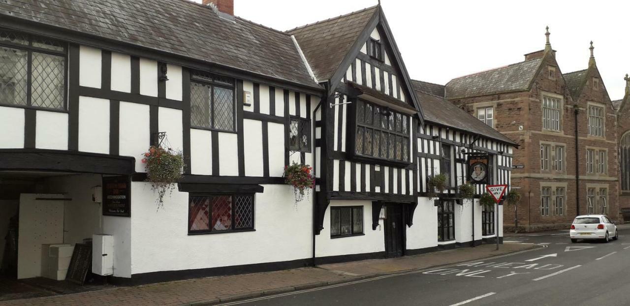 Queens Head Inn Monmouth Buitenkant foto